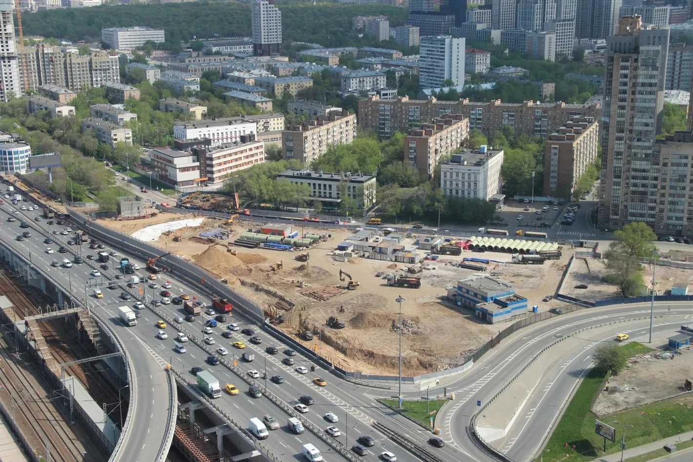 В Пресненском районе выставили на торги участок под застройку рядом с «Москва-Сити»
