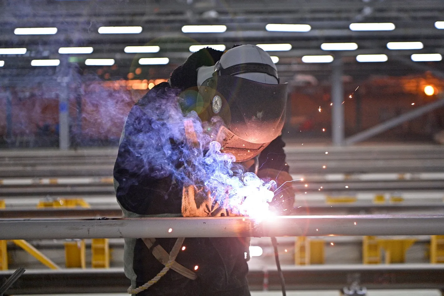 К 2030 году стройке потребуется почти 800 тыс. новых специалистов