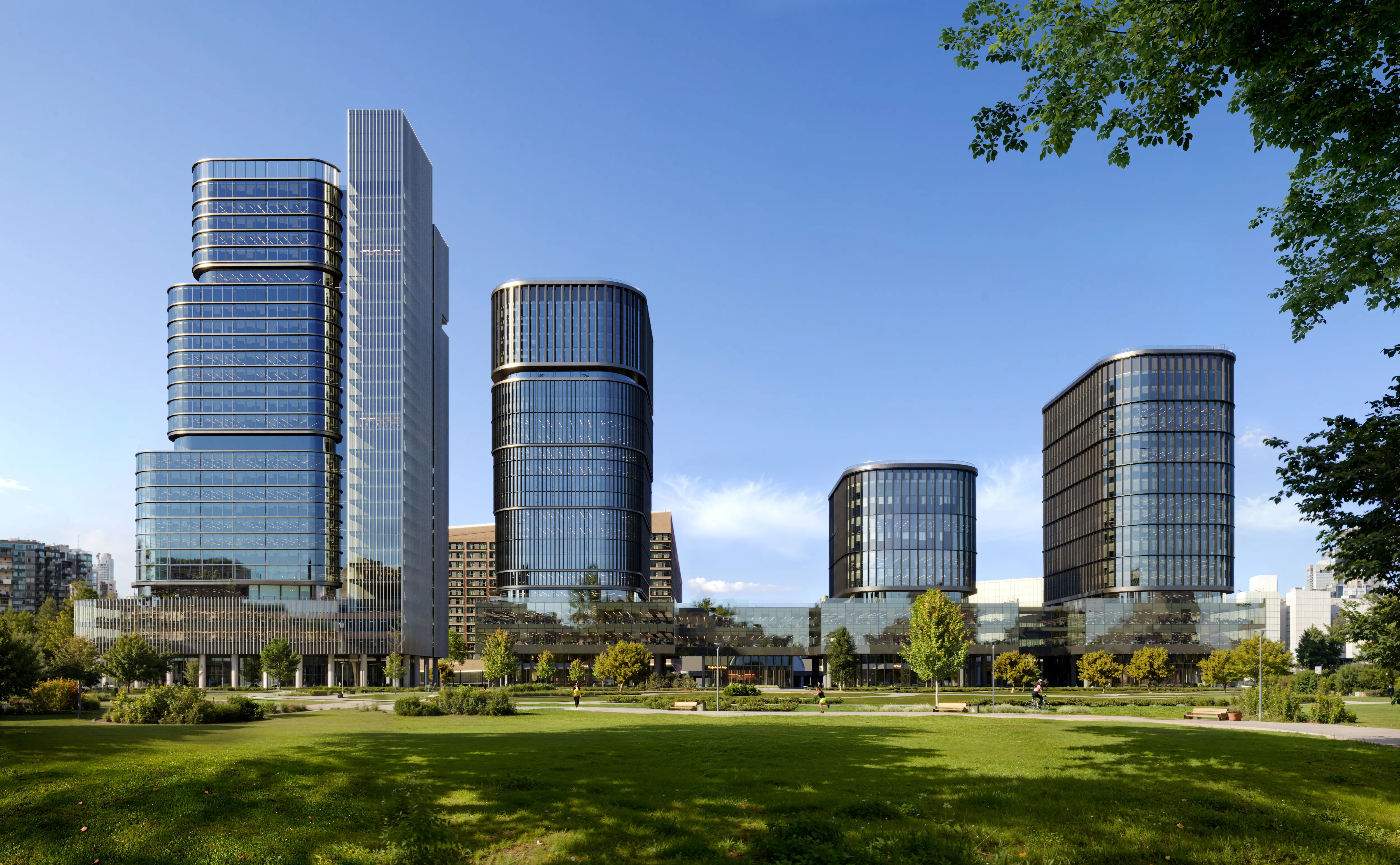 Среда для жизни, работы и вдохновения: как развивается Ходынское поле 