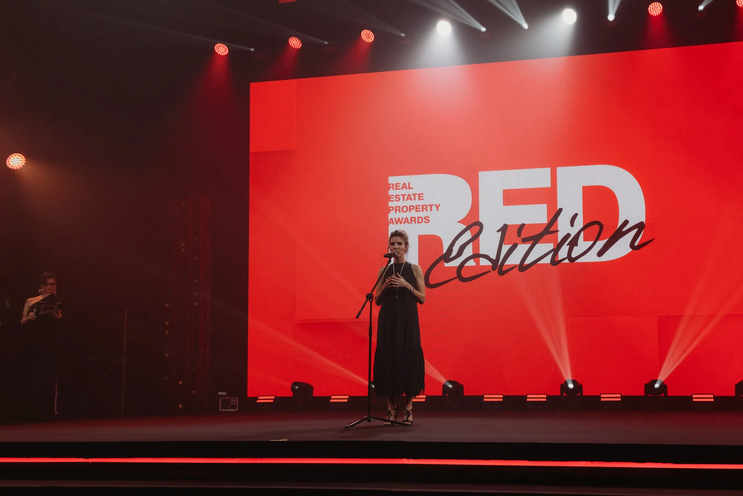 Звезды недвижимости зажглись на сцене: в Сочи прошла церемония награждения Премии REPA 2025