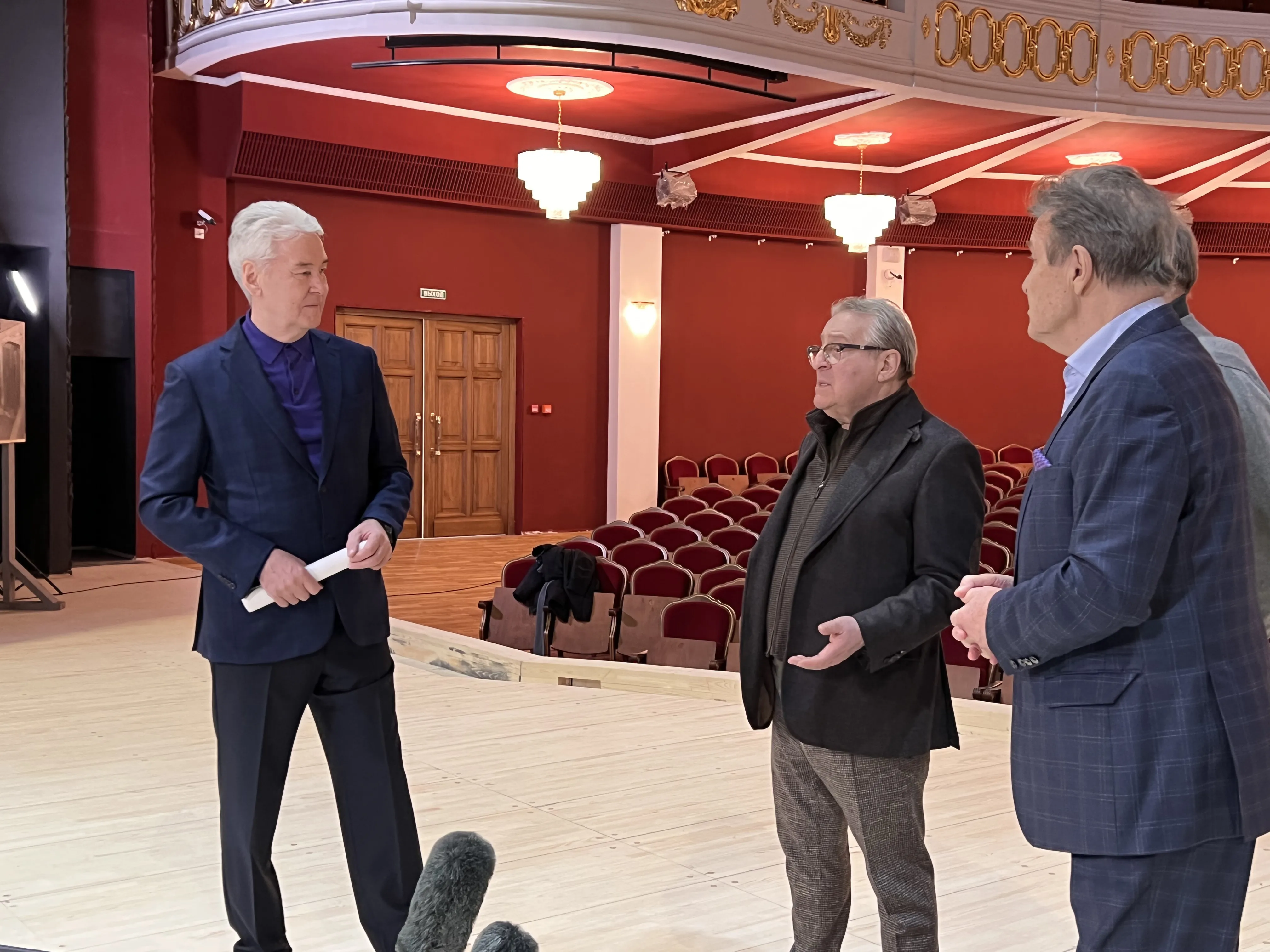 Когда выходишь на эстраду...