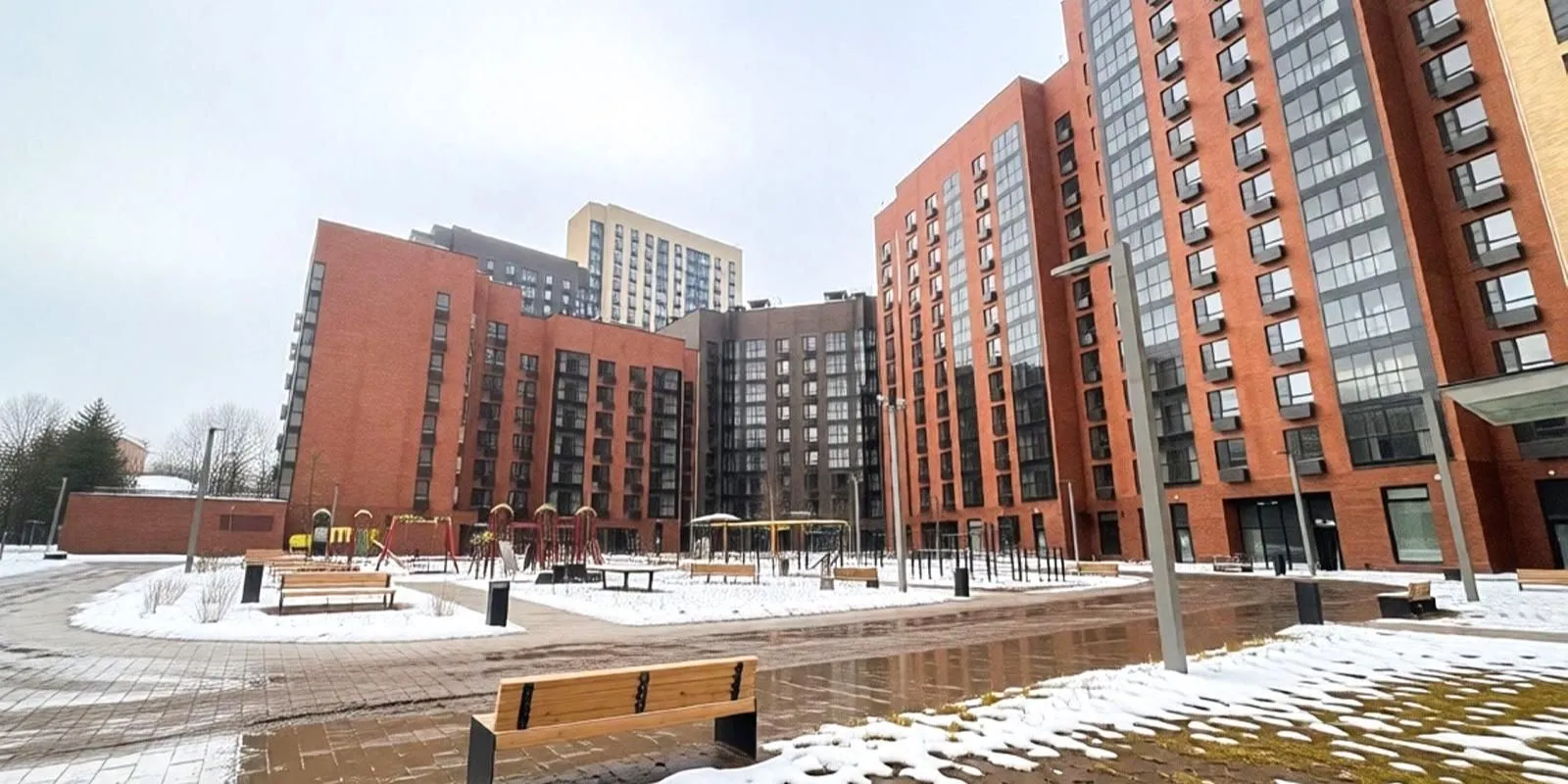 В районе Люблино на торги выставили 75 машино-мест