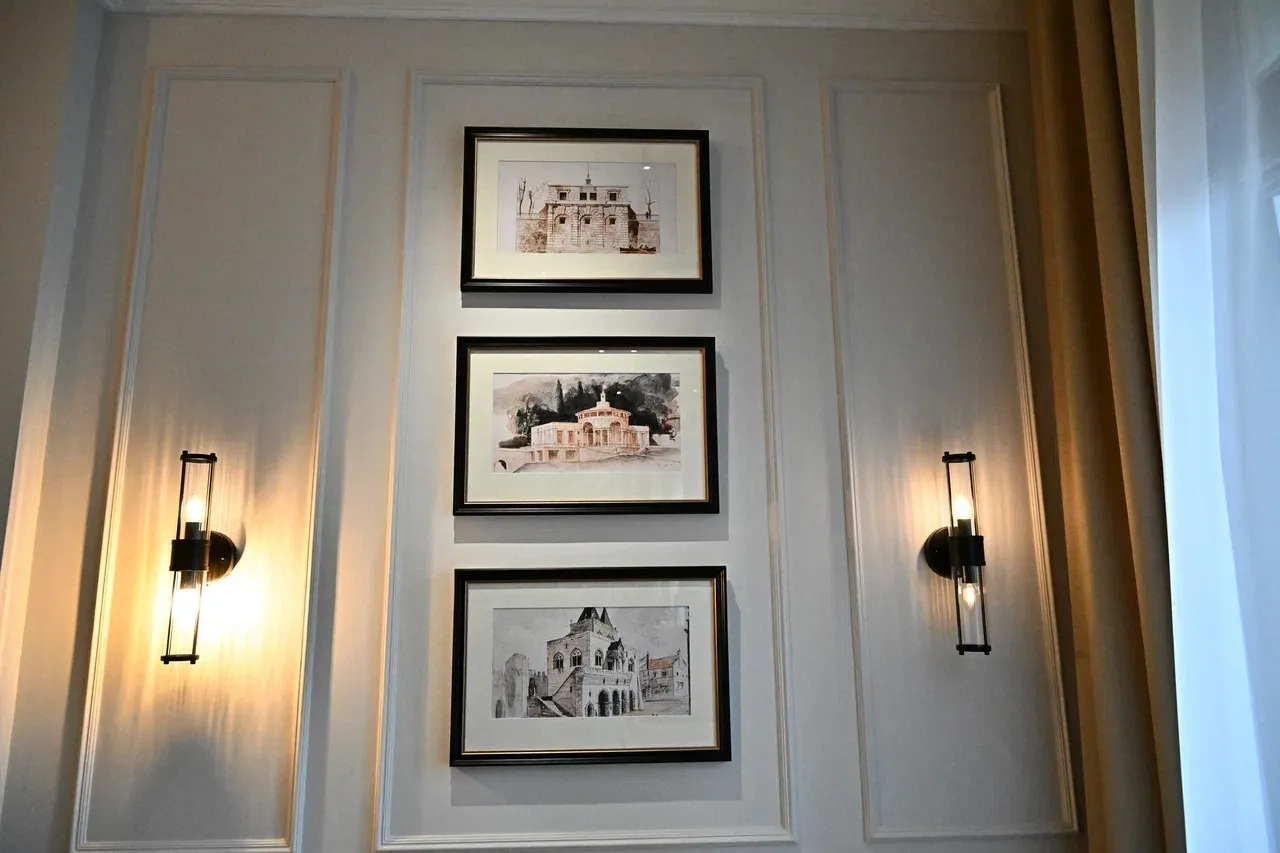 Художественная галерея открылась в стенах Дома «Жолтовский»