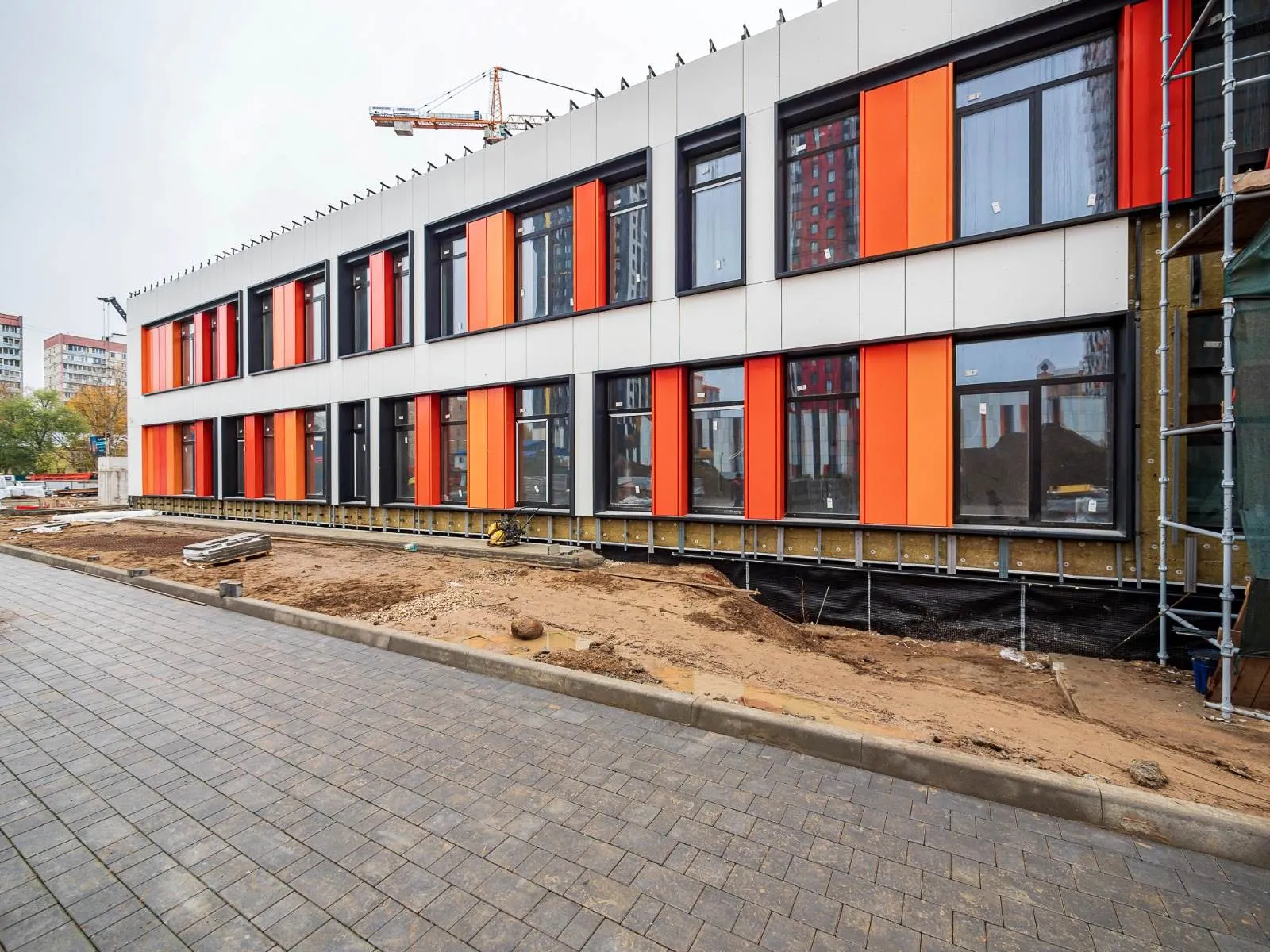 На территории ЖК «Тетрис» завершается стройка школы 