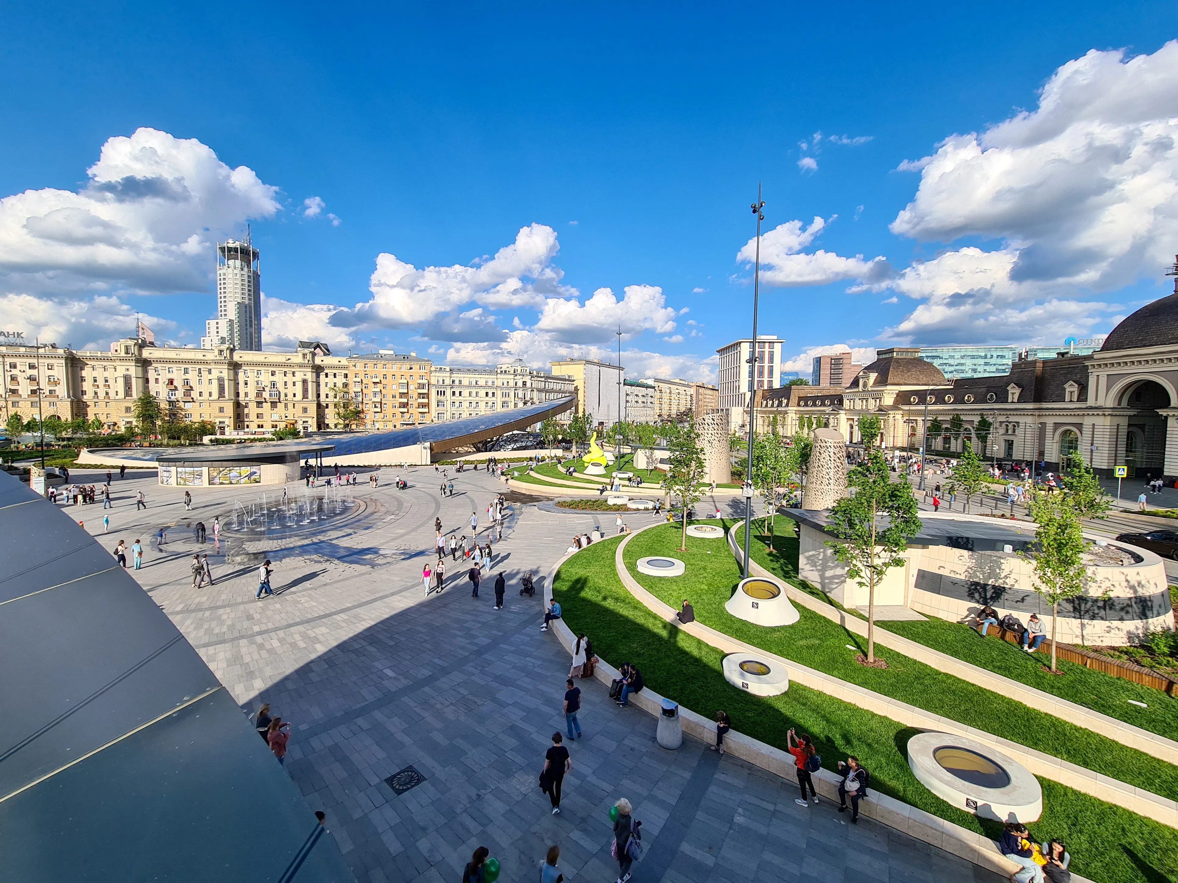 Привокзальные площади – украшение транспортных узлов Москвы