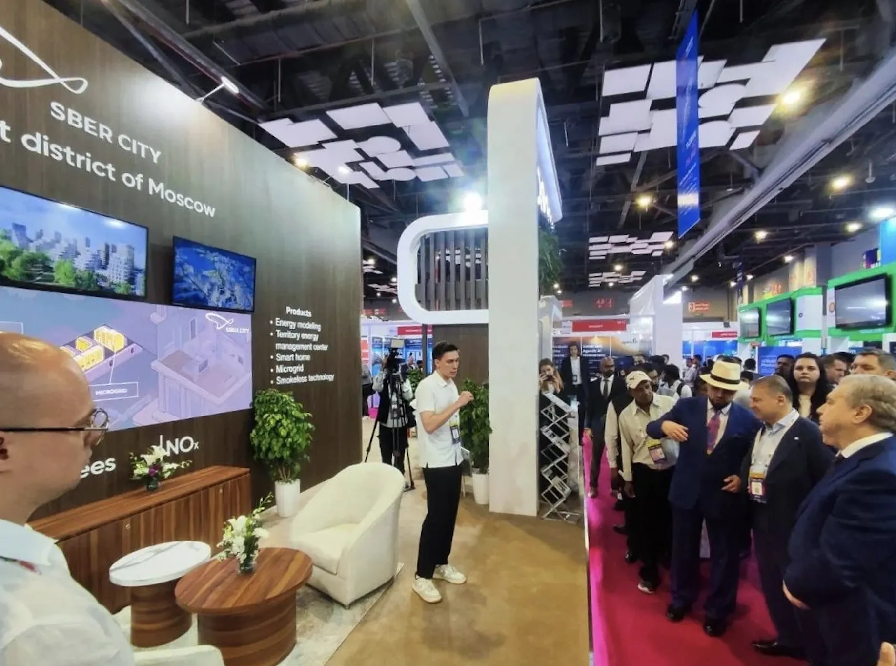 Портфель продуктов по энергоменеджменту СберСити заинтересовал международных экспертов на выставке в Индии