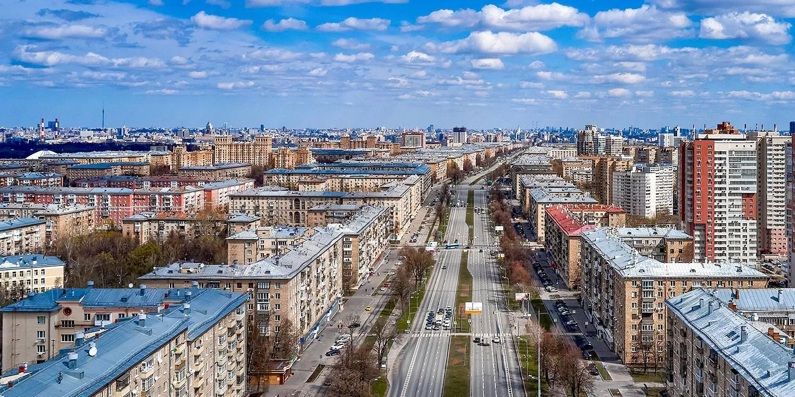 В Ломоносовском районе выставили на торги два помещения для бизнеса
