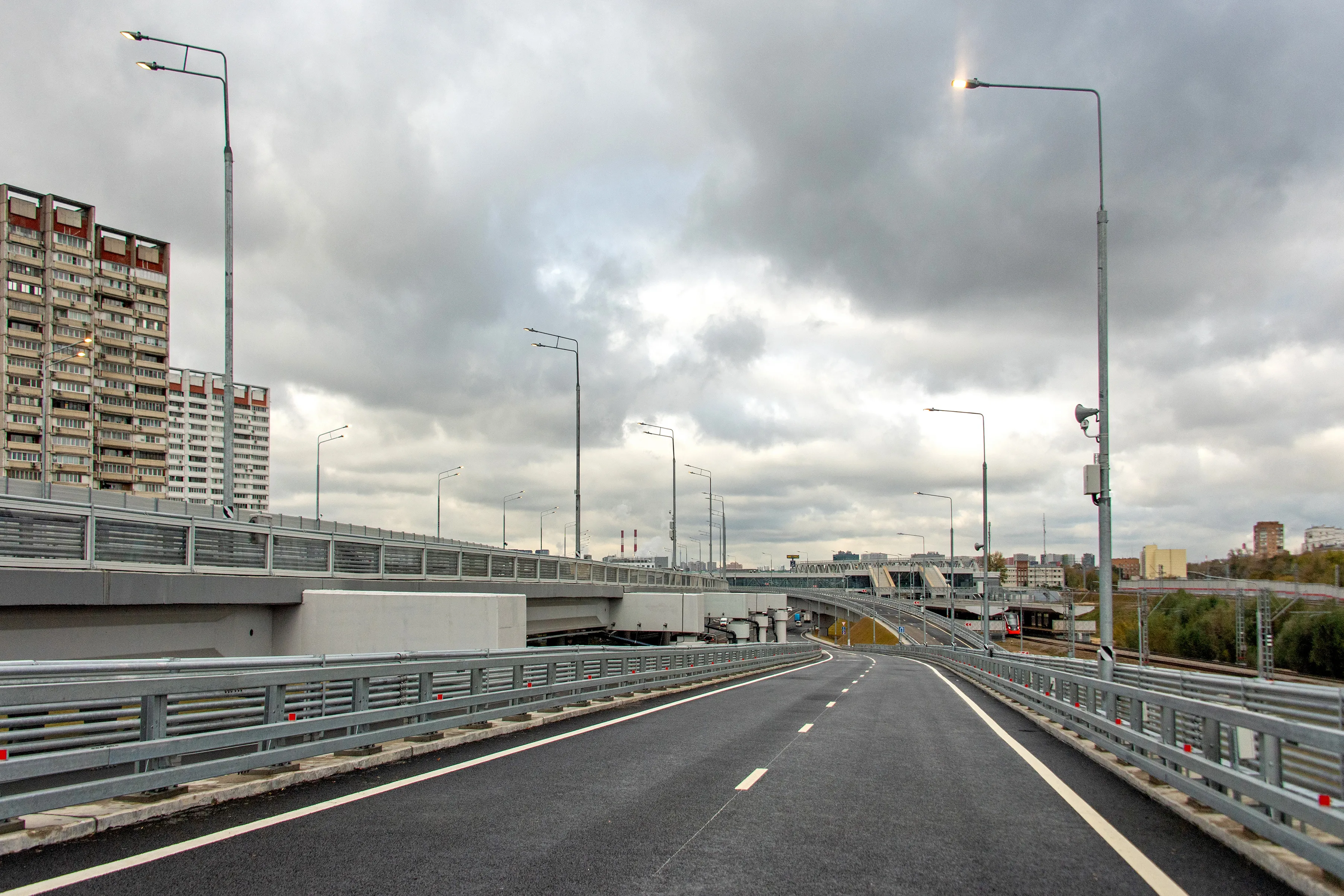 Продолжается строительство дублера Калужского шоссе