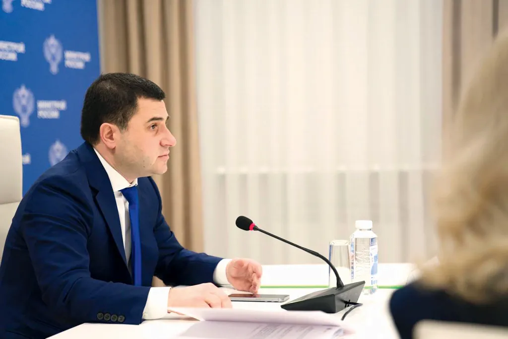 12-13 Никита Стасишин.jpg