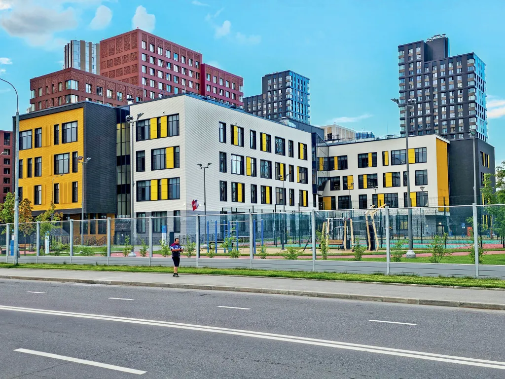 56-57 Школа.jpg