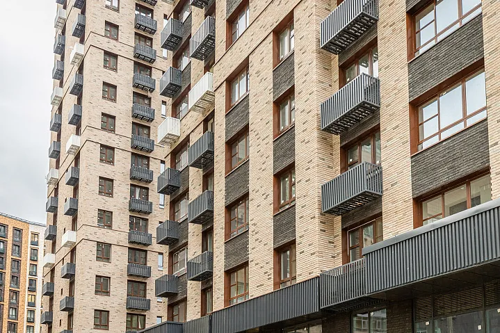 В ЮЗАО на месте старых домов строят полмиллиона «квадратов» недвижимости по реновации 