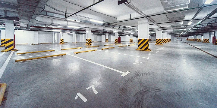 Парковочные места в России подорожали на 20% за год 