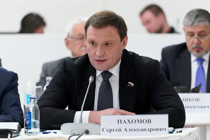 Сергей Пахомов, председатель Комитета ГД по строительству и ЖКХ: «Прямой раздачи денег через ипотечные механизмы больше не будет»  