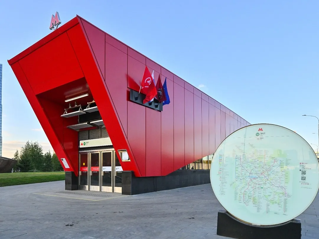 На новом участке Троицкой линии организовали три пересадки