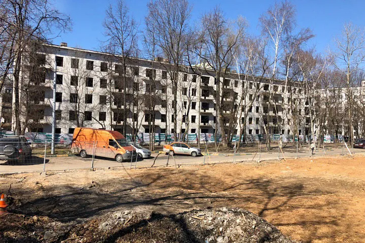 За год цена на идущие под снос по реновации квартиры выросла на 13%