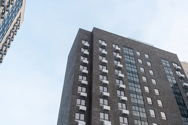 Более 4,4 тысячи жителей Новомосковского округа получили квартиры по реновации в 2023 году