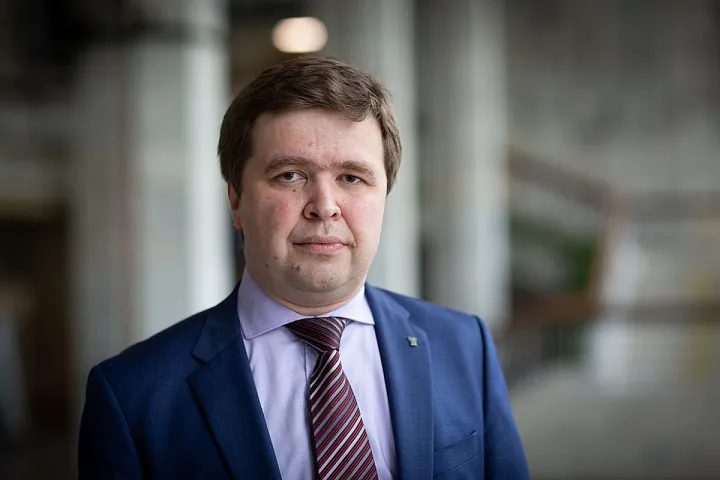 Школа высшего уровня