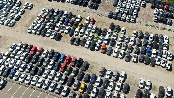 На какие машины россияне меняют подержанные авто ушедших брендов