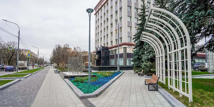 На севере Москвы благоустроили два парка и два сквера