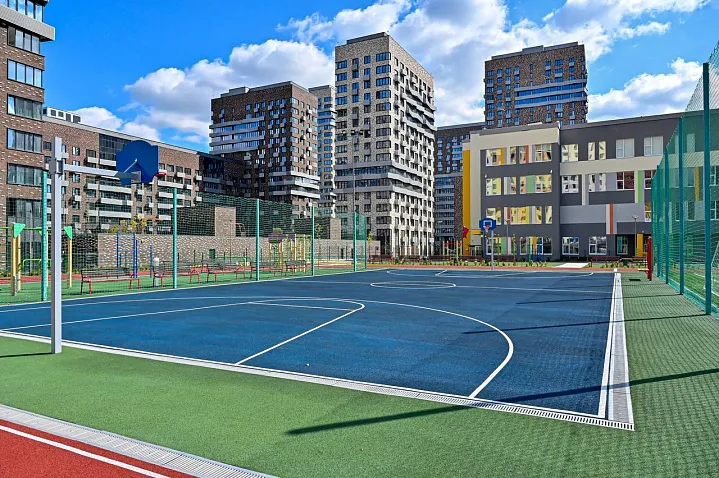 На Волоколамском шоссе открылась новая школа на 1100 мест 