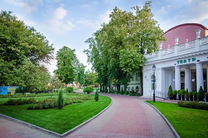 Московский сад «Эрмитаж» отмечает 130-летие