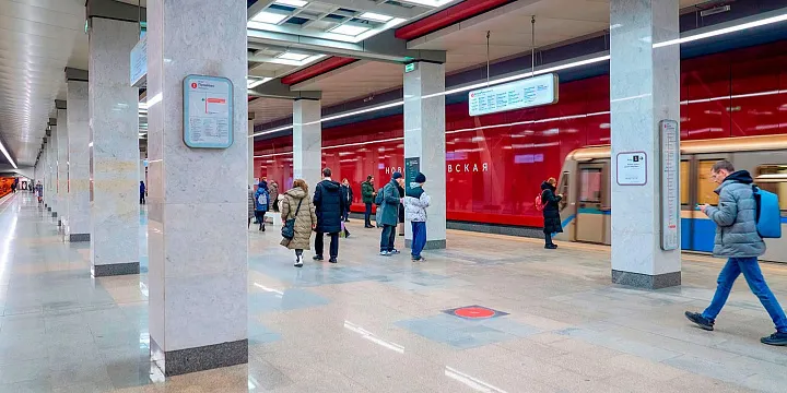 Во всех поездах Сокольнической линии до конца ноября зазвучит нейроголос