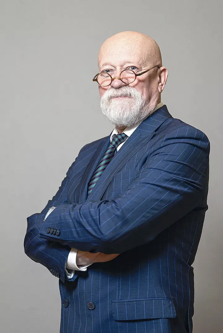 Азарта, успехов и творчества! 