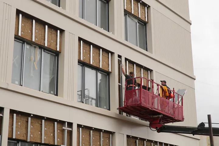 В Москве начались капремонты в 1,2 тысячах домов