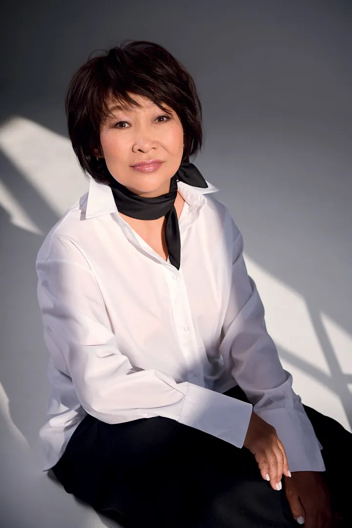 Среди снегов белых