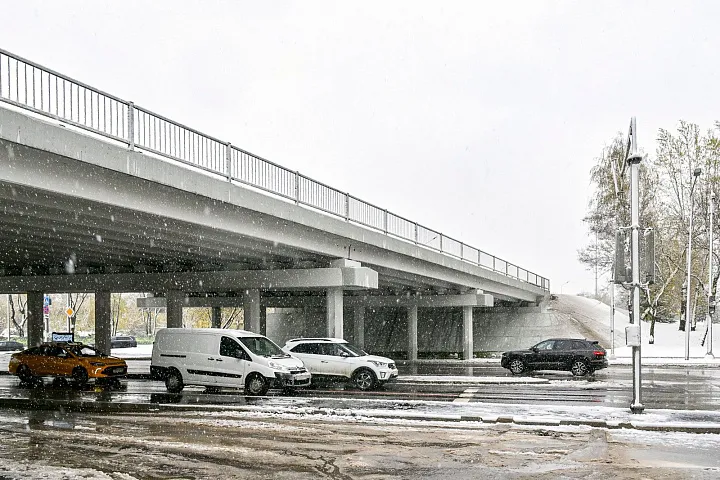 Кузьминский путепровод открыли после реконструкции