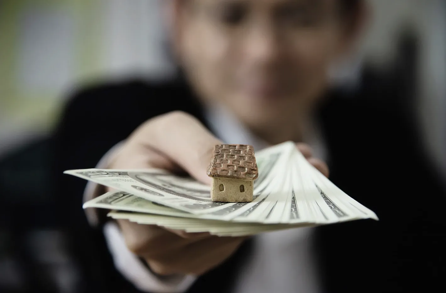 До 45% снятых со вкладов средств могут уйти в недвижимость