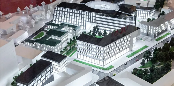 Сергей Собянин открыл два новых корпуса МГТУ им. Баумана