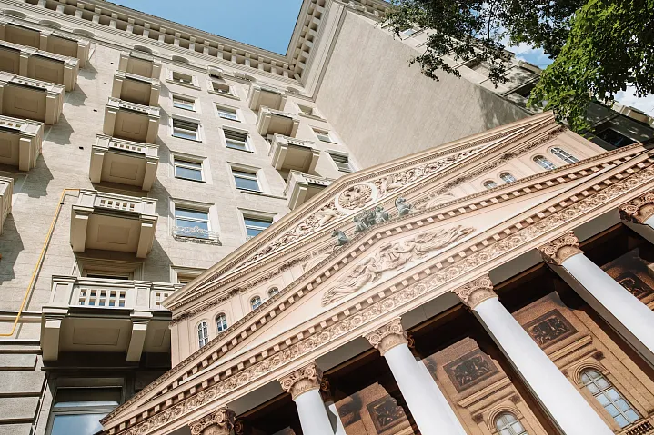 В Москве открылась выставка, посвященная жильцам знаменитого дома в Брюсовом переулке