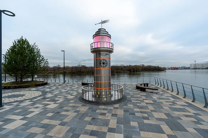 Рассматриваем новую набережную в Нагатинском затоне