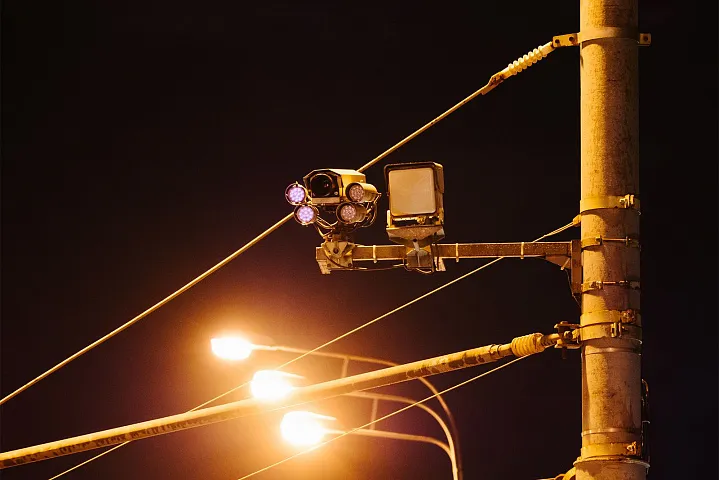 В НИУ ВШЭ советуют убрать нештрафуемый порог превышения скорости