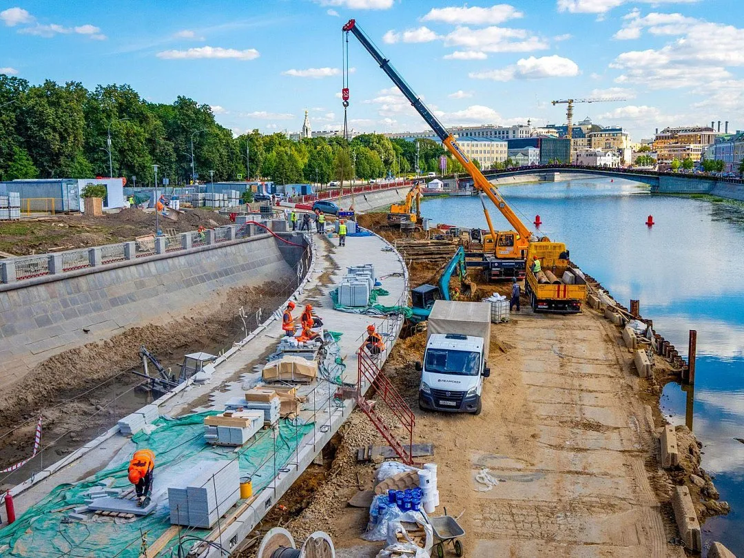 Реконструкцию Малого Каменного моста начали в Москве