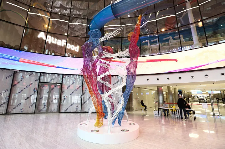 Уникальные технические особенности бассейна в «Лужниках»