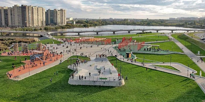 Новый пешеходный мост связал Некрасовку и Люберцы