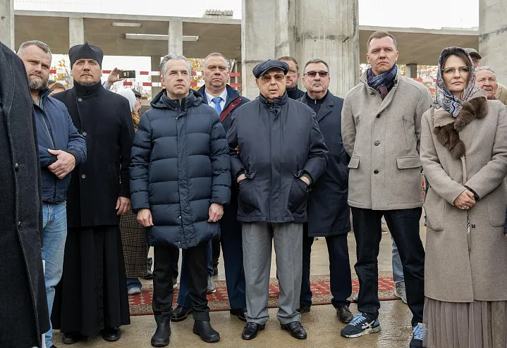 В Новогирееве заложили несколько памятных капсул в основание будущего храма в честь иконы Божией Матери «Всех скорбящих Радость»