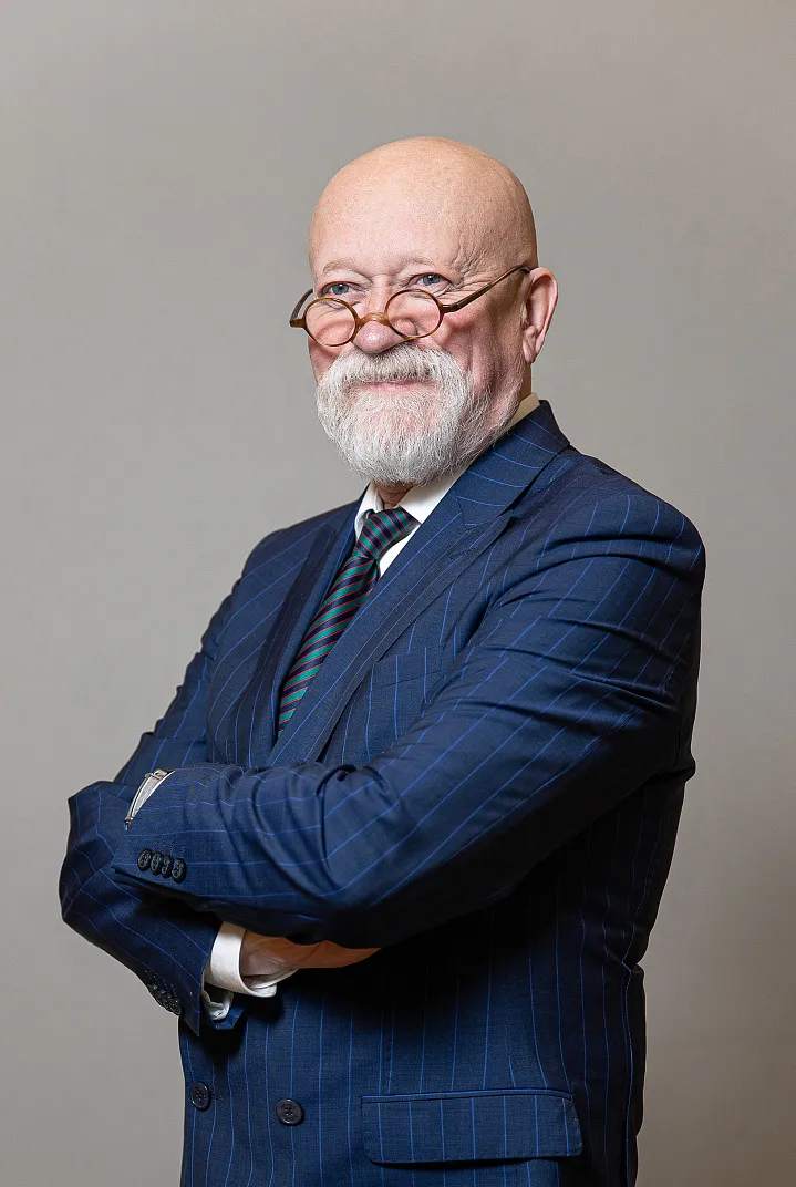 Неподражаемому и уникальному академику Николаю Шумакову – 70 лет! 