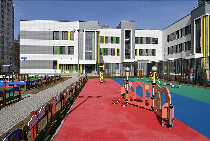 Названы округа-лидеры по качеству школьного образования  