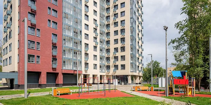 С начала года по реновации начали переезжать 16 тысяч человек 