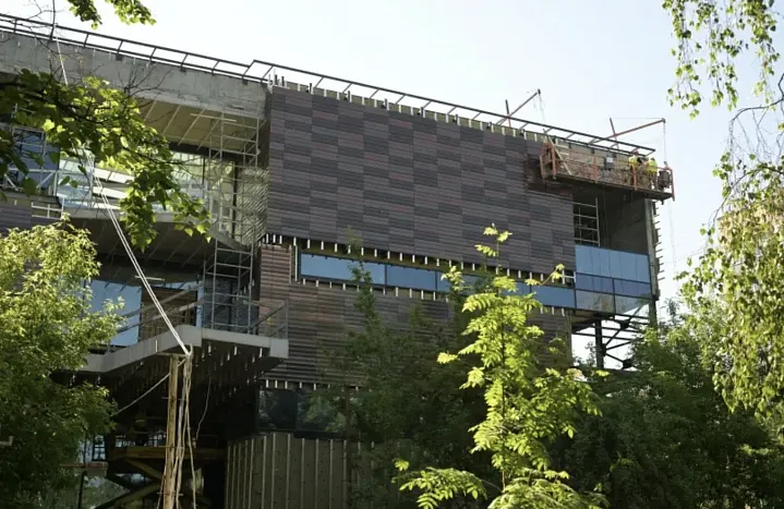 В Хамовниках завершается стройка нового здания Исторического музея 