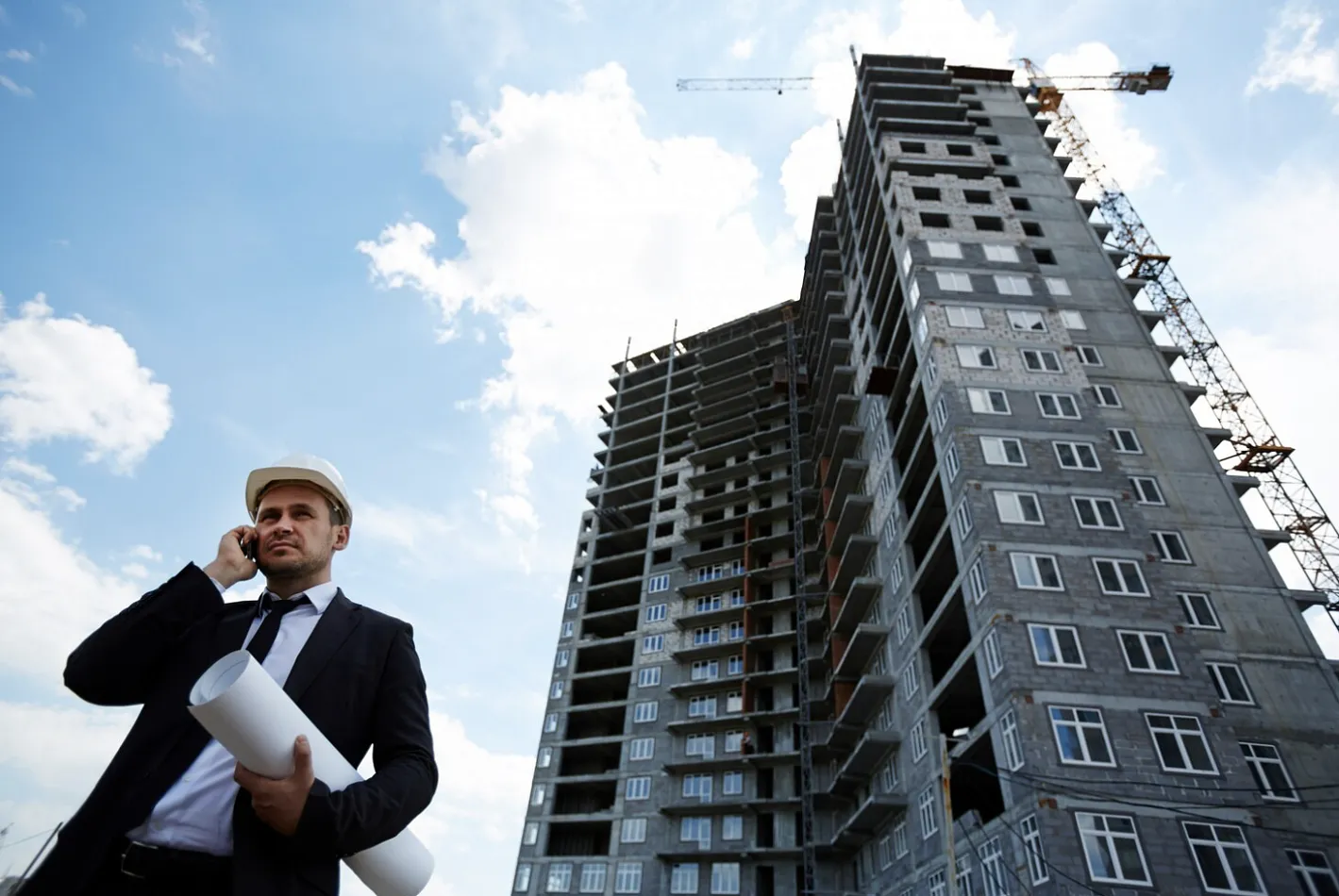 Минстрой еженедельно контролирует работу ГК «Самолет»