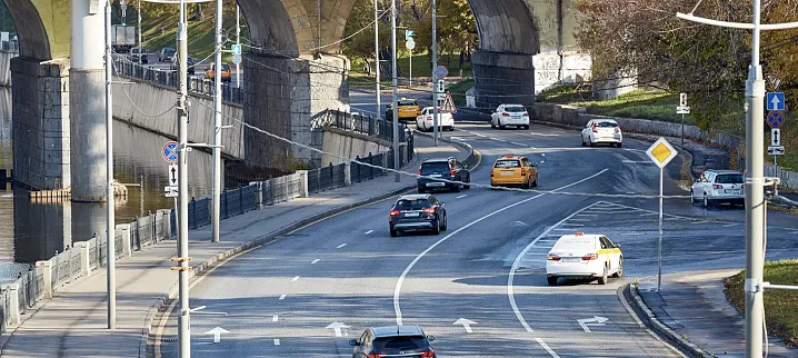 Столичные водители начали получать штрафы с камер за непристегнутых пассажиров 