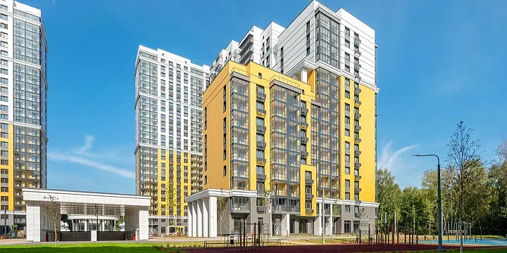 Квартиры по реновации в мае получили три тысячи семей 