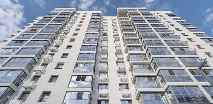 Жители старой пятиэтажки в Басманном районе переехали в новый дом по реновации