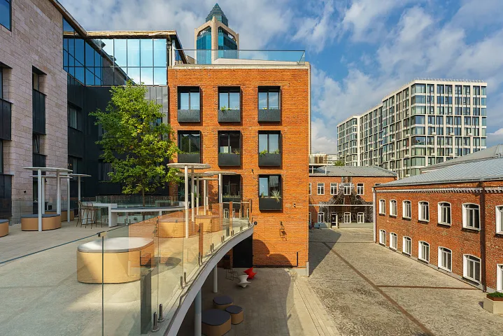 Почему бизнес вкладывает деньги в коммерческую недвижимость на территории деловых и креативных пространств