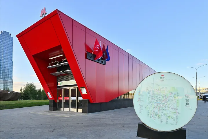 На новом участке Троицкой линии организовали три пересадки 