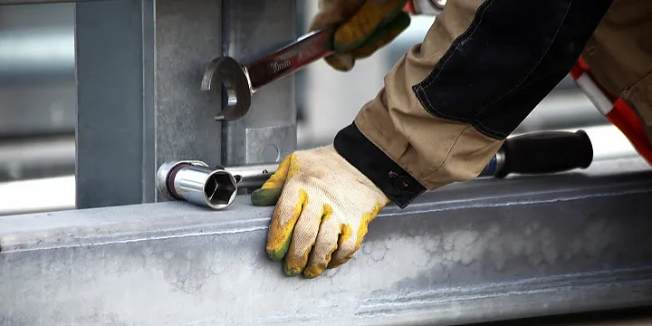 Реконструкцию путепровода на Волгоградском проспекте завершат летом этого года